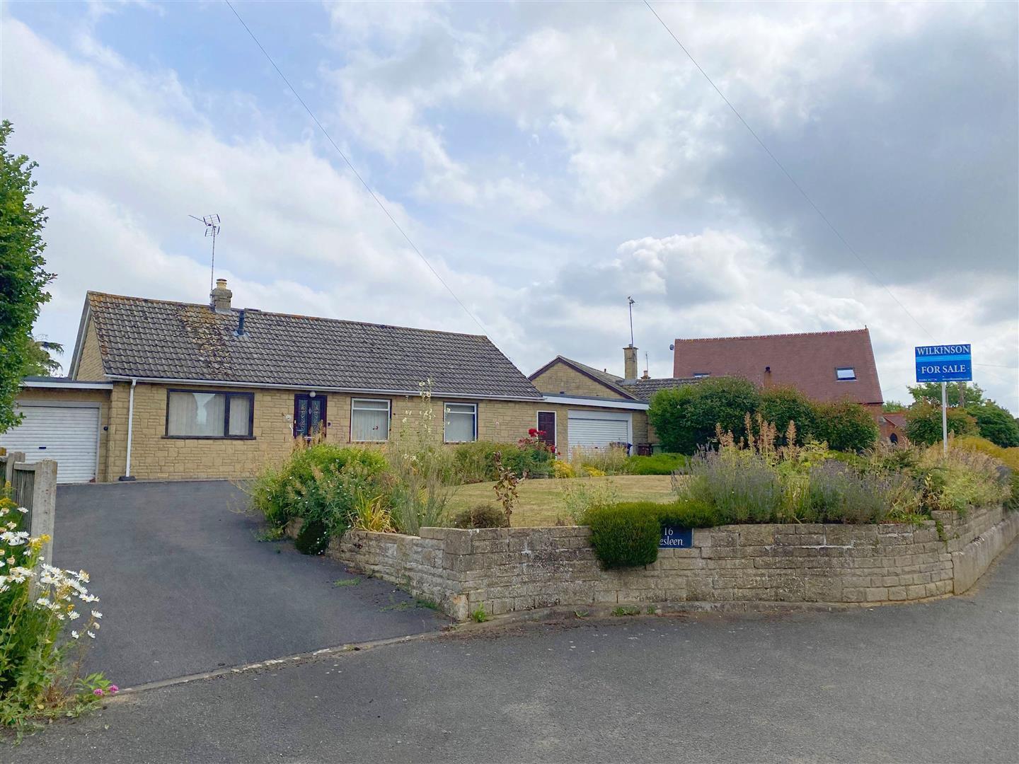 Properties 1 Tewkesbury Estate Agents Wilkinson SLM